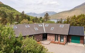 Heather Lodge With Sea And Mountain Views