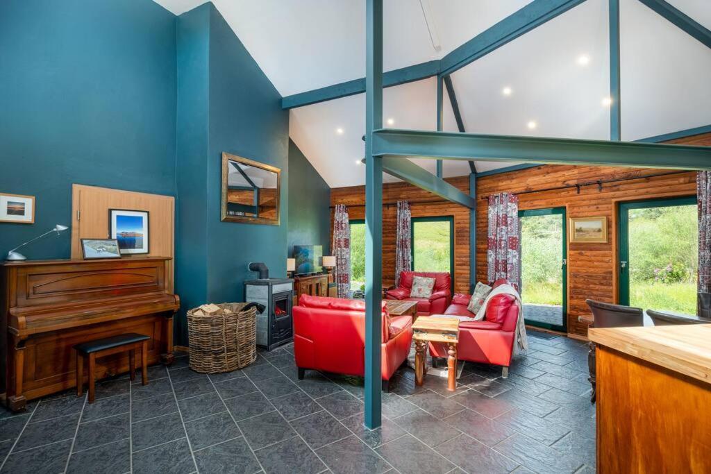 Heather Lodge With Sea And Mountain Views Leenaun Exterior photo